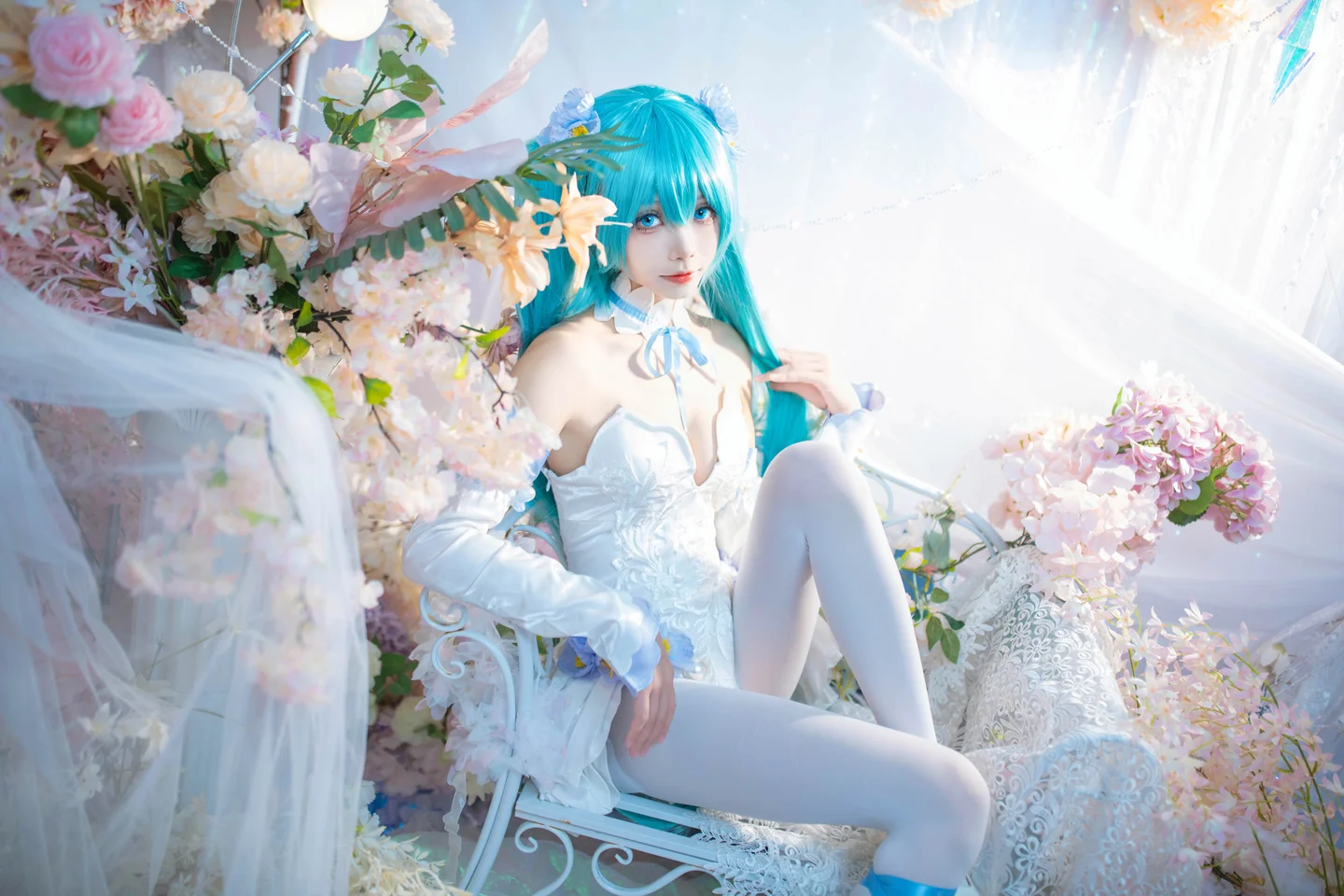 艾西Aiwest - 初音 粉蝶花 [42P] icoser.la (030).webp